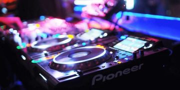 Các thương hiệu cung cấp bàn DJ uy tín