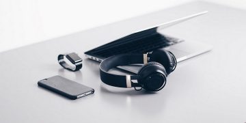 Loa laptop bị rè, cách khắc phục không phải ai cũng biết