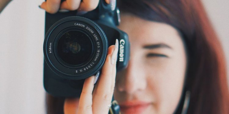 Máy ảnh Canon là thiết bị công nghệ chụp ảnh phổ biến nhất hiện nay