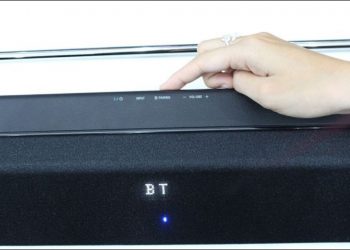 Thường xuyên vệ sinh để bảo vệ độ cảm ứng của loa