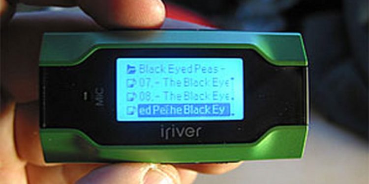 Sử dụng như một thiết bị lưu trữ hay hỗ trợ cá nhân đắc lực.