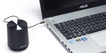 Đây là loại loa được tích hợp sẵn trong laptop